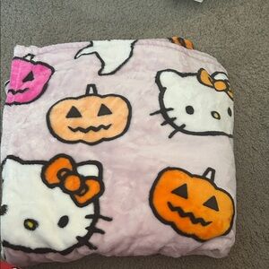 Sanrio Halloween Hello Kitty Blanket - Pink and Orange